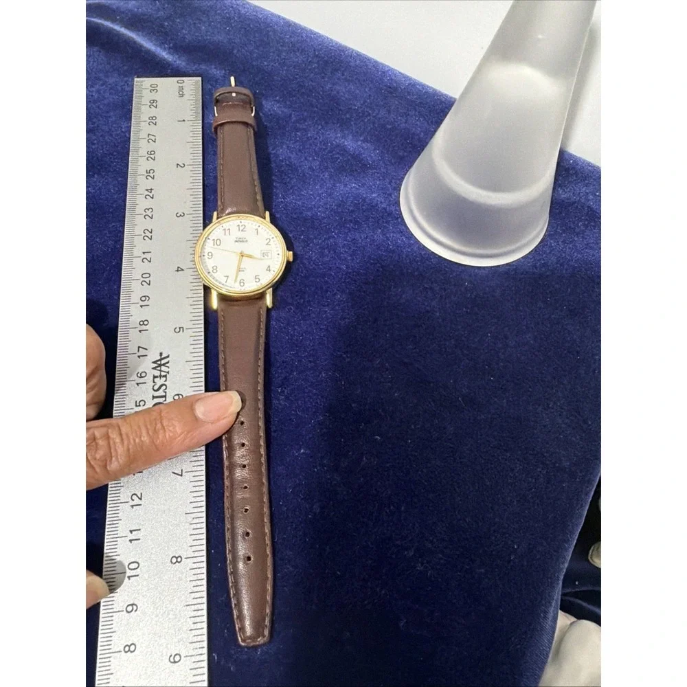 TIMEX indiglo wr 30m 2016 Brown Leather Strap Read